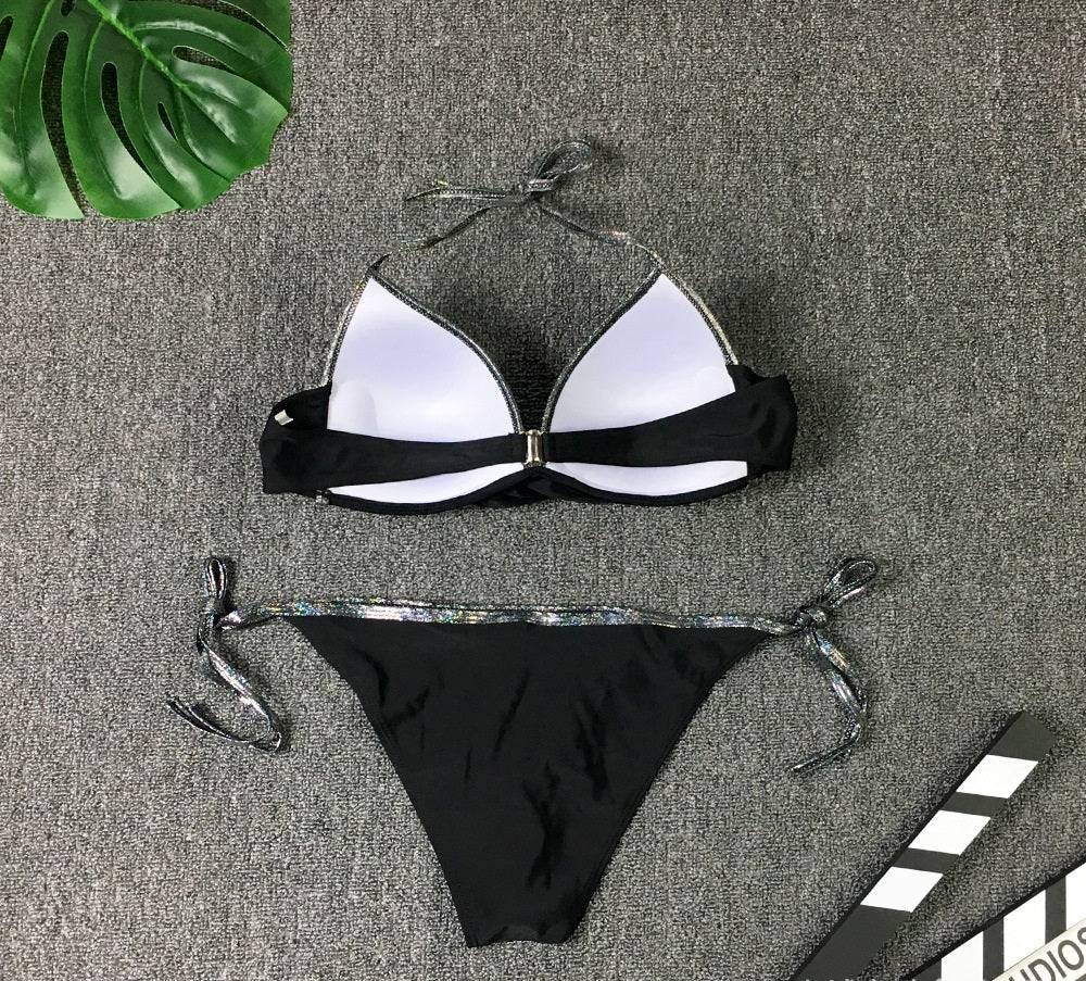 Повдигащ Бански от Две Части ''Moon''.