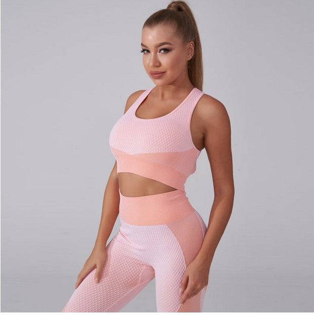 Дамски Спортен Комплект от 3 части ''Hero''.